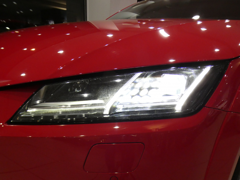 アウディ TTクーペ TTｸｰﾍﾟ 40TFSI ｺﾝﾌｫｰﾄPKG　後期 ADVｷｰ ｸﾙｺﾝ ﾚｰﾝ&ｻｲﾄﾞｱｼｽﾄ ｴﾌｪｸﾄｸﾛｽｼｰﾄ ｼｰﾄﾋｰﾀｰ MMIﾅﾋﾞ ﾊﾞｰﾁｬﾙCP Bｶﾒﾗ PDC LEDﾗｲﾄ 18AW　2年保証