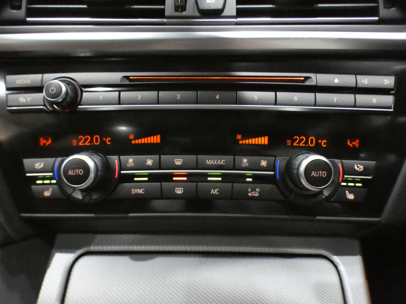 BMW 6シリーズ 【ｷｬﾝﾍﾟｰﾝ価格】640iｸﾞﾗﾝｸｰﾍﾟ Mｽﾎﾟｰﾂ　ｺﾝﾌｫA 追ACC ﾚｰﾝDW 衝突軽減 茶革 ｻﾝﾙｰﾌ iﾄﾞﾗｲﾌﾞﾅﾋﾞ(NBT-EVO) ﾍｯﾄﾞｱｯﾌﾟDSP Bｶﾒﾗ PDC LEDﾗｲﾄ Mｽﾎﾟｰﾂｴｱﾛ&19AW　2年保証