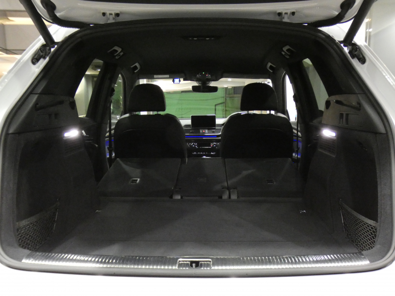 アウディ SQ5 SQ5 3.0TFSIｸﾜﾄﾛ ｱｼｽﾀﾝｽPKG　ADVｷｰ 追ACC ﾚｰﾝ&ｻｲﾄﾞｱｼｽﾄ 衝突軽減 半革 ﾋｰﾀｰ MMIﾅﾋﾞ ﾊﾞｰﾁｬﾙCP B&Oｻｳﾝﾄﾞ Bｶﾒﾗ PDC ﾏﾄﾘｸｽLED ｱﾝﾋﾞｴﾝﾄﾗｲﾄ ｵｰﾄﾃｰﾙｹﾞｰﾄ 専用ｴｸｽﾃﾘｱ&21AW ﾚｯﾄﾞｷｬﾘﾊﾟｰ 354ps　2年保証