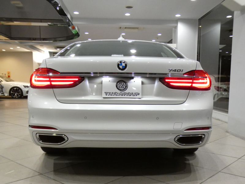 BMW 7シリーズ 740i　ﾃﾞｨｽﾌﾟﾚｲｷｰ  Dｱｼｽﾄ+ 追ACC ﾚｰﾝCHW 衝突軽減 黒革 全席ﾋｰﾀｰ ﾍﾞﾝﾁﾚｰﾀｰ ﾏｯｻｰｼﾞ機能 iﾄﾞﾗｲﾌﾞﾅﾋﾞ(第6世代ﾀｯﾁP対応) harman/K 全周囲ｶﾒﾗ PDC ﾜｲﾔﾚｽCH LEDﾗｲﾄ ｿﾌﾄｸﾛｰｽﾞ 19AW　2年保証