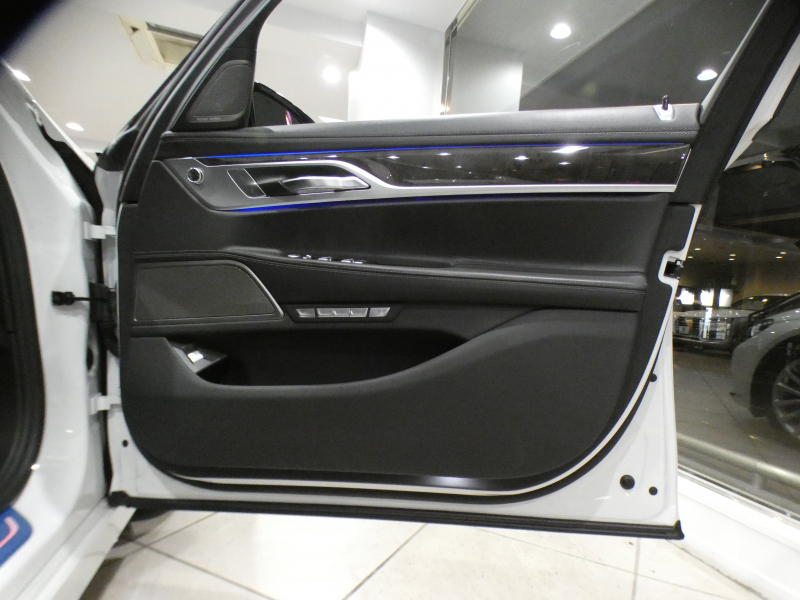 BMW 7シリーズ 740i　ﾃﾞｨｽﾌﾟﾚｲｷｰ  Dｱｼｽﾄ+ 追ACC ﾚｰﾝCHW 衝突軽減 黒革 全席ﾋｰﾀｰ ﾍﾞﾝﾁﾚｰﾀｰ ﾏｯｻｰｼﾞ機能 iﾄﾞﾗｲﾌﾞﾅﾋﾞ(第6世代ﾀｯﾁP対応) harman/K 全周囲ｶﾒﾗ PDC ﾜｲﾔﾚｽCH LEDﾗｲﾄ ｿﾌﾄｸﾛｰｽﾞ 19AW　2年保証