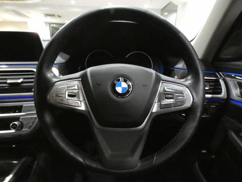 BMW 7シリーズ 740i　ﾃﾞｨｽﾌﾟﾚｲｷｰ  Dｱｼｽﾄ+ 追ACC ﾚｰﾝCHW 衝突軽減 黒革 全席ﾋｰﾀｰ ﾍﾞﾝﾁﾚｰﾀｰ ﾏｯｻｰｼﾞ機能 iﾄﾞﾗｲﾌﾞﾅﾋﾞ(第6世代ﾀｯﾁP対応) harman/K 全周囲ｶﾒﾗ PDC ﾜｲﾔﾚｽCH LEDﾗｲﾄ ｿﾌﾄｸﾛｰｽﾞ 19AW　2年保証