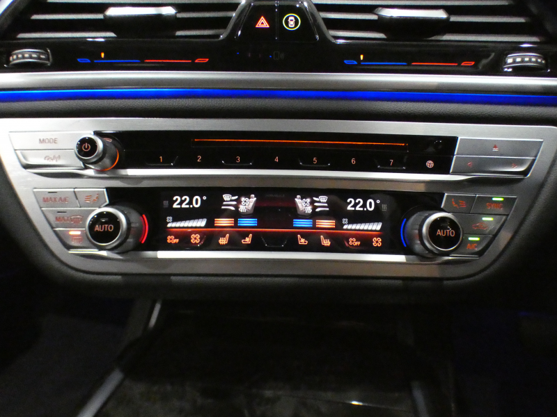 BMW 7シリーズ 740i　ﾃﾞｨｽﾌﾟﾚｲｷｰ  Dｱｼｽﾄ+ 追ACC ﾚｰﾝCHW 衝突軽減 黒革 全席ﾋｰﾀｰ ﾍﾞﾝﾁﾚｰﾀｰ ﾏｯｻｰｼﾞ機能 iﾄﾞﾗｲﾌﾞﾅﾋﾞ(第6世代ﾀｯﾁP対応) harman/K 全周囲ｶﾒﾗ PDC ﾜｲﾔﾚｽCH LEDﾗｲﾄ ｿﾌﾄｸﾛｰｽﾞ 19AW　2年保証