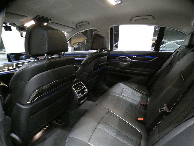 BMW 7シリーズ 740i　ﾃﾞｨｽﾌﾟﾚｲｷｰ  Dｱｼｽﾄ+ 追ACC ﾚｰﾝCHW 衝突軽減 黒革 全席ﾋｰﾀｰ ﾍﾞﾝﾁﾚｰﾀｰ ﾏｯｻｰｼﾞ機能 iﾄﾞﾗｲﾌﾞﾅﾋﾞ(第6世代ﾀｯﾁP対応) harman/K 全周囲ｶﾒﾗ PDC ﾜｲﾔﾚｽCH LEDﾗｲﾄ ｿﾌﾄｸﾛｰｽﾞ 19AW　2年保証