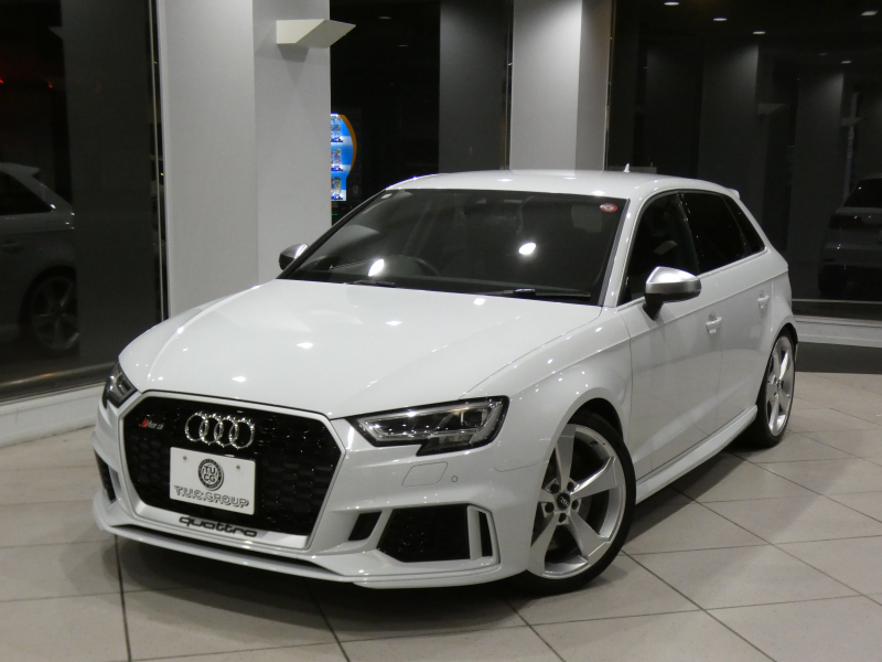 アウディ RS3 RS3ｽﾎﾟｰﾂﾊﾞｯｸ 2.5TFSIｸﾜﾄﾛ　ADVｷｰ 追ACC ﾚｰﾝ&ｻｲﾄﾞｱｼｽﾄ 黒革ｽﾎﾟｰﾂｼｰﾄ ﾋｰﾀｰ MMIﾅﾋﾞ ﾊﾞｰﾁｬﾙCP B&Oｻｳﾝﾄﾞ Bｶﾒﾗ PDC LEDﾗｲﾄ 専用ｴｸｽﾃﾘｱ&19AW ﾚｯﾄﾞｷｬﾘﾊﾟｰ 可変ﾏﾌﾗｰ SPIRIT車高調 400ps　2年保証