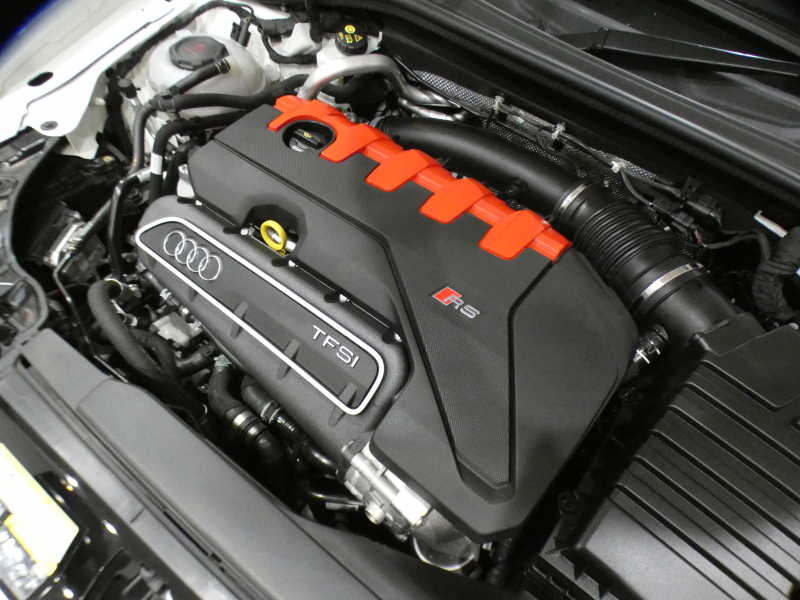 アウディ RS3 RS3ｽﾎﾟｰﾂﾊﾞｯｸ 2.5TFSIｸﾜﾄﾛ　ADVｷｰ 追ACC ﾚｰﾝ&ｻｲﾄﾞｱｼｽﾄ 黒革ｽﾎﾟｰﾂｼｰﾄ ﾋｰﾀｰ MMIﾅﾋﾞ ﾊﾞｰﾁｬﾙCP B&Oｻｳﾝﾄﾞ Bｶﾒﾗ PDC LEDﾗｲﾄ 専用ｴｸｽﾃﾘｱ&19AW ﾚｯﾄﾞｷｬﾘﾊﾟｰ 可変ﾏﾌﾗｰ SPIRIT車高調 400ps　2年保証