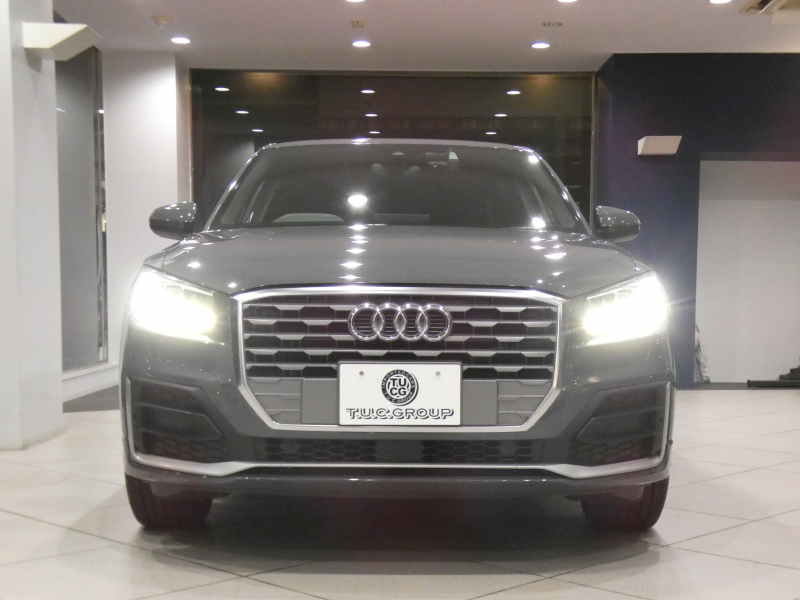 アウディ Q2 Q2 30TFSIｽﾎﾟｰﾂ Sﾗｲﾝ&ｱｼｽﾀﾝｽPKG　ADVｷｰ 追ACC ﾚｰﾝ&ｻｲﾄﾞｱｼｽﾄ ｱｳﾃﾞｨﾌﾟﾚｾﾝｽ 半革 ﾋｰﾀｰ MMIﾅﾋﾞ Bｶﾒﾗ PDC LEDﾗｲﾄ ｵｰﾄﾃｰﾙｹﾞｰﾄ Sﾗｲﾝｴｸｽﾃﾘｱ&18AW　2年保証