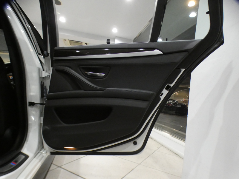 BMW 5シリーズ 528iﾂｰﾘﾝｸﾞMｽﾎﾟｰﾂ　後期 追ACC ﾚｰﾝCHW 衝突軽減 黒革 ﾋｰﾀｰ DSPﾒｰﾀｰ iﾄﾞﾗｲﾌﾞﾅﾋﾞ(NBT-EVO) Bｶﾒﾗ PDC LEDﾗｲﾄ ｵｰﾄﾃｰﾙｹﾞｰﾄ Mｽﾎﾟｰﾂｴｱﾛ&18AW 高出力EG 245ps　2年保証