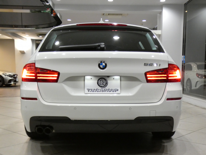 BMW 5シリーズ 528iﾂｰﾘﾝｸﾞMｽﾎﾟｰﾂ　後期 追ACC ﾚｰﾝCHW 衝突軽減 黒革 ﾋｰﾀｰ DSPﾒｰﾀｰ iﾄﾞﾗｲﾌﾞﾅﾋﾞ(NBT-EVO) Bｶﾒﾗ PDC LEDﾗｲﾄ ｵｰﾄﾃｰﾙｹﾞｰﾄ Mｽﾎﾟｰﾂｴｱﾛ&18AW 高出力EG 245ps　2年保証
