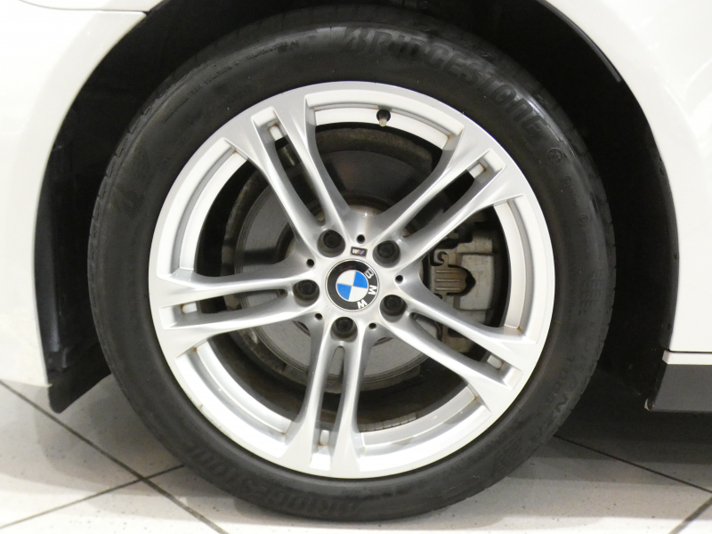 BMW 5シリーズ 528iﾂｰﾘﾝｸﾞMｽﾎﾟｰﾂ　後期 追ACC ﾚｰﾝCHW 衝突軽減 黒革 ﾋｰﾀｰ DSPﾒｰﾀｰ iﾄﾞﾗｲﾌﾞﾅﾋﾞ(NBT-EVO) Bｶﾒﾗ PDC LEDﾗｲﾄ ｵｰﾄﾃｰﾙｹﾞｰﾄ Mｽﾎﾟｰﾂｴｱﾛ&18AW 高出力EG 245ps　2年保証