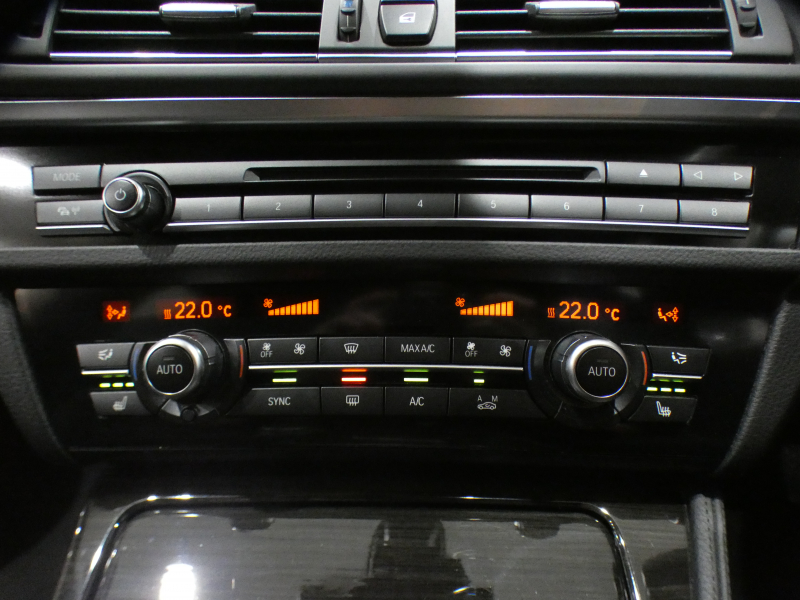 BMW 5シリーズ 528iﾂｰﾘﾝｸﾞMｽﾎﾟｰﾂ　後期 追ACC ﾚｰﾝCHW 衝突軽減 黒革 ﾋｰﾀｰ DSPﾒｰﾀｰ iﾄﾞﾗｲﾌﾞﾅﾋﾞ(NBT-EVO) Bｶﾒﾗ PDC LEDﾗｲﾄ ｵｰﾄﾃｰﾙｹﾞｰﾄ Mｽﾎﾟｰﾂｴｱﾛ&18AW 高出力EG 245ps　2年保証