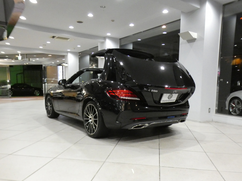 メルセデスベンツ SLCクラス SLC200ｽﾎﾟｰﾂ ﾚｰﾀﾞｰｾｰﾌﾃｨ　ｷｰﾚｽｺﾞｰ 黒革 ﾋｰﾀｰ&ｴｱｽｶｰﾌ ﾏｼﾞｯｸｽｶｲR ﾅﾋﾞTV harmank Bｶﾒﾗ PTS LEDﾗｲﾄ AMGｽﾀｲﾘﾝｸﾞ&18AW ｽﾎﾟｰﾂEX　2年保証