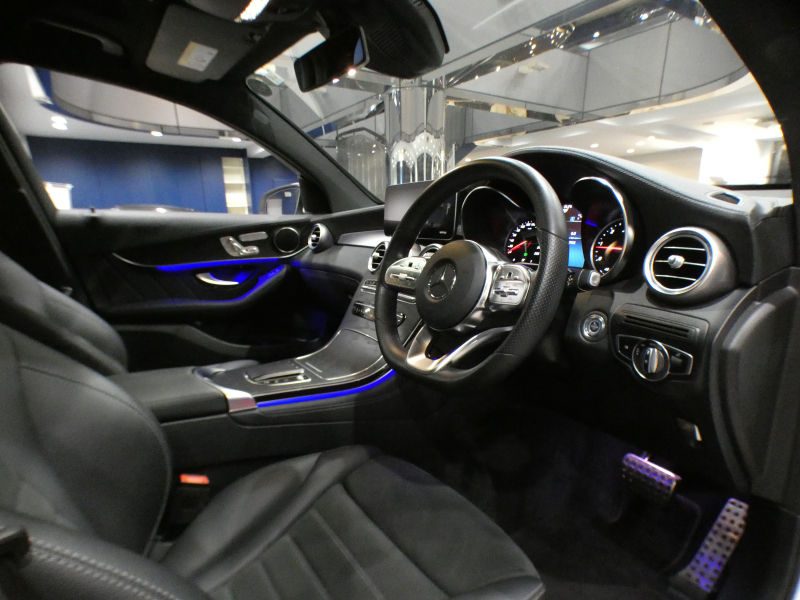 メルセデスベンツ GLC GLC220d 4MATICｸｰﾍﾟ AMGﾗｲﾝ&ﾚｰﾀﾞｰｾｰﾌﾃｨ　後期 黒半革 全席ﾋｰﾀｰ ｻﾝﾙｰﾌ MBUX Meｺﾈ 全周囲ｶﾒﾗ PTS ﾜｲﾔﾚｽCH ﾏﾙﾁﾋﾞｰﾑLED ｱﾝﾋﾞｴﾝﾄﾗｲﾄ AMGｽﾀｲﾘﾝｸﾞ&19AW　2年保証
