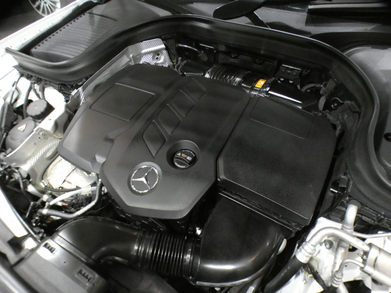 メルセデスベンツ GLC GLC220d 4MATICｸｰﾍﾟ AMGﾗｲﾝ&ﾚｰﾀﾞｰｾｰﾌﾃｨ　後期 黒半革 全席ﾋｰﾀｰ ｻﾝﾙｰﾌ MBUX Meｺﾈ 全周囲ｶﾒﾗ PTS ﾜｲﾔﾚｽCH ﾏﾙﾁﾋﾞｰﾑLED ｱﾝﾋﾞｴﾝﾄﾗｲﾄ AMGｽﾀｲﾘﾝｸﾞ&19AW　2年保証