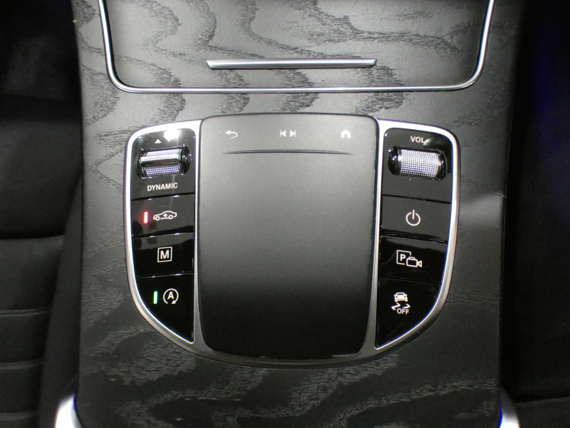 メルセデスベンツ GLC GLC220d 4MATICｸｰﾍﾟ AMGﾗｲﾝ&ﾚｰﾀﾞｰｾｰﾌﾃｨ　後期 黒半革 全席ﾋｰﾀｰ ｻﾝﾙｰﾌ MBUX Meｺﾈ 全周囲ｶﾒﾗ PTS ﾜｲﾔﾚｽCH ﾏﾙﾁﾋﾞｰﾑLED ｱﾝﾋﾞｴﾝﾄﾗｲﾄ AMGｽﾀｲﾘﾝｸﾞ&19AW　2年保証