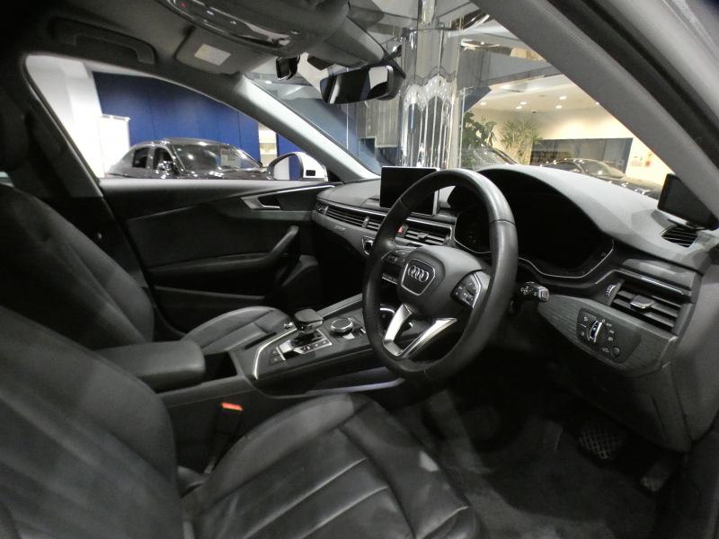 アウディ A4 A4 ｵｰﾙﾛｰﾄﾞｸﾜﾄﾛ ﾗｸﾞｼﾞｭｱﾘｰ&ｱｼｽﾀﾝｽPKG　ADVｷｰ 追ACC ﾚｰﾝ&ｻｲﾄﾞｱｼｽﾄ ｱｳﾃﾞｨﾌﾟﾚｾﾝｽ MMIﾅﾋﾞ ﾊﾞｰﾁｬﾙCP 全周囲ｶﾒﾗ PDC ﾊﾟｰｸｱｼｽﾄ ｵｰﾄﾃｰﾙｹﾞｰﾄ ﾏﾄﾘｸｽLED 17AW　2年保証