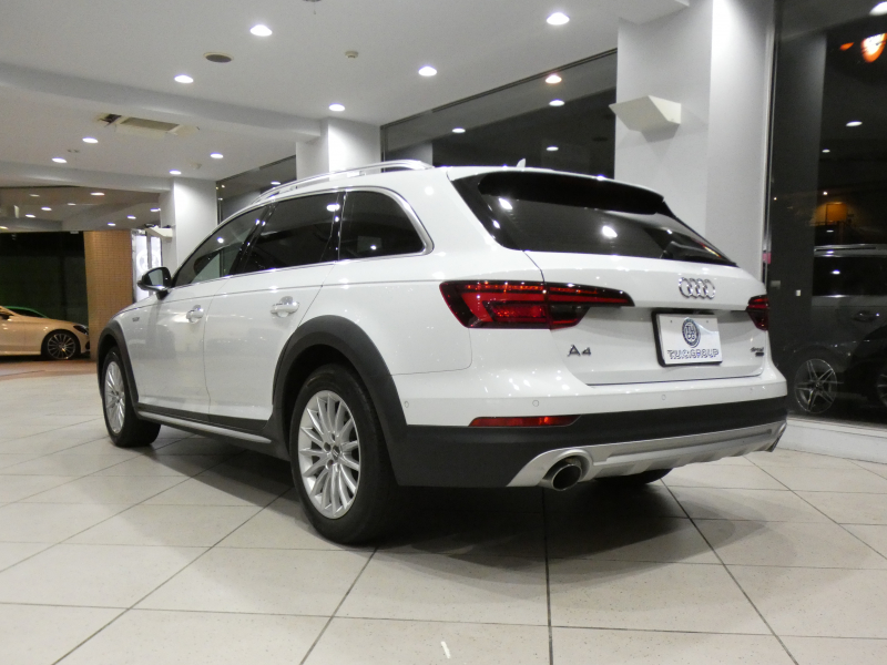 アウディ A4 A4 ｵｰﾙﾛｰﾄﾞｸﾜﾄﾛ ﾗｸﾞｼﾞｭｱﾘｰ&ｱｼｽﾀﾝｽPKG　ADVｷｰ 追ACC ﾚｰﾝ&ｻｲﾄﾞｱｼｽﾄ ｱｳﾃﾞｨﾌﾟﾚｾﾝｽ MMIﾅﾋﾞ ﾊﾞｰﾁｬﾙCP 全周囲ｶﾒﾗ PDC ﾊﾟｰｸｱｼｽﾄ ｵｰﾄﾃｰﾙｹﾞｰﾄ ﾏﾄﾘｸｽLED 17AW　2年保証