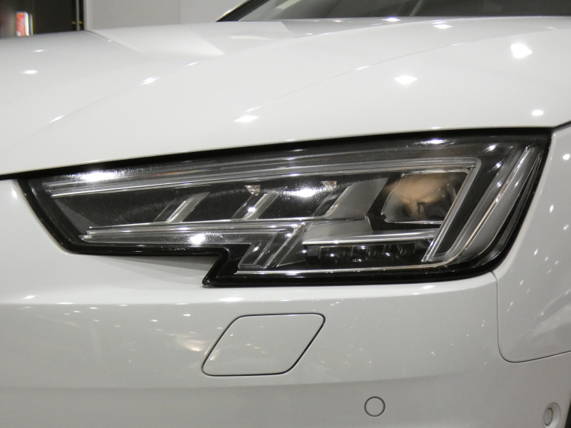 アウディ A4 A4 ｵｰﾙﾛｰﾄﾞｸﾜﾄﾛ ﾗｸﾞｼﾞｭｱﾘｰ&ｱｼｽﾀﾝｽPKG　ADVｷｰ 追ACC ﾚｰﾝ&ｻｲﾄﾞｱｼｽﾄ ｱｳﾃﾞｨﾌﾟﾚｾﾝｽ MMIﾅﾋﾞ ﾊﾞｰﾁｬﾙCP 全周囲ｶﾒﾗ PDC ﾊﾟｰｸｱｼｽﾄ ｵｰﾄﾃｰﾙｹﾞｰﾄ ﾏﾄﾘｸｽLED 17AW　2年保証