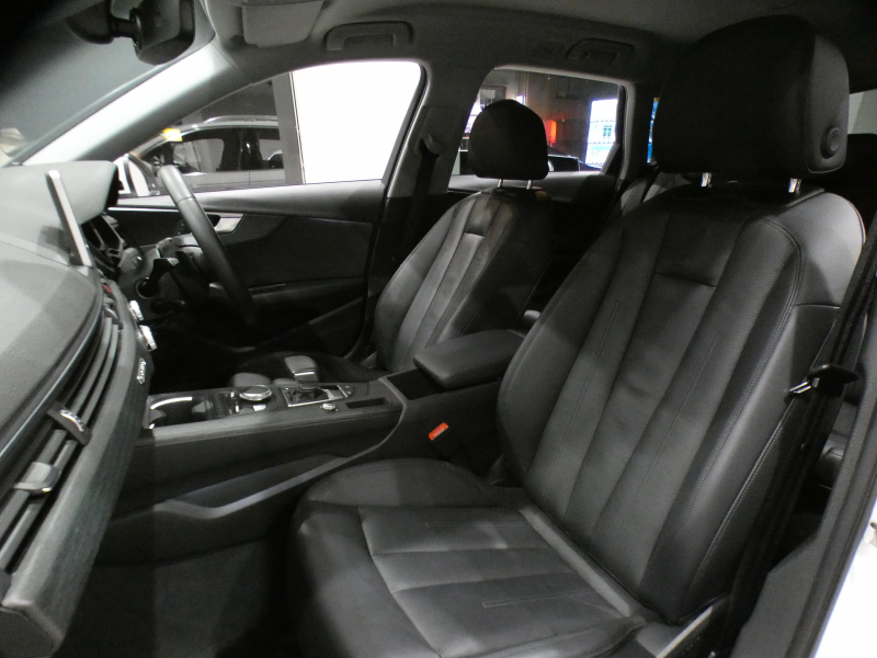 アウディ A4 A4 ｵｰﾙﾛｰﾄﾞｸﾜﾄﾛ ﾗｸﾞｼﾞｭｱﾘｰ&ｱｼｽﾀﾝｽPKG　ADVｷｰ 追ACC ﾚｰﾝ&ｻｲﾄﾞｱｼｽﾄ ｱｳﾃﾞｨﾌﾟﾚｾﾝｽ MMIﾅﾋﾞ ﾊﾞｰﾁｬﾙCP 全周囲ｶﾒﾗ PDC ﾊﾟｰｸｱｼｽﾄ ｵｰﾄﾃｰﾙｹﾞｰﾄ ﾏﾄﾘｸｽLED 17AW　2年保証