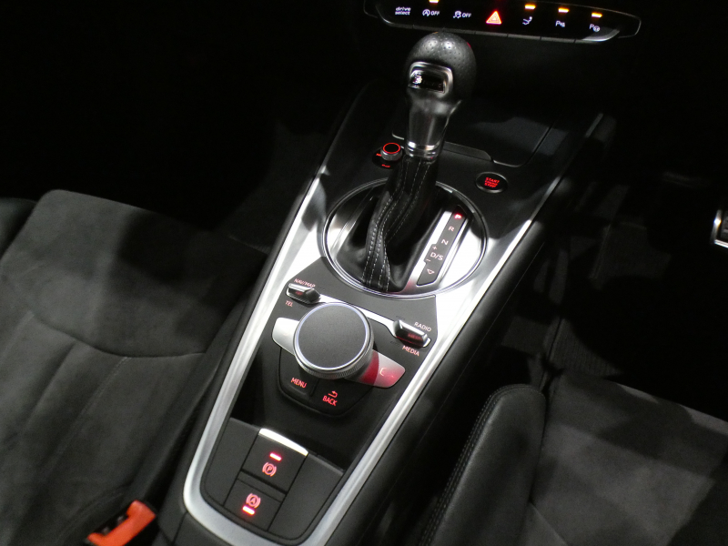 アウディ TTクーペ TTｸｰﾍﾟ 2.0TFSIｸﾜﾄﾛ Sﾗｲﾝ&ｱｼｽﾀﾝｽPKGｱﾄﾞﾊﾞﾝｽﾄ　ADVｷｰ ﾚｰﾝ&ｻｲﾄﾞｱｼｽﾄ ｸﾙｺﾝ 半革 MMIﾅﾋﾞTV Bｶﾒﾗ PDC ﾊﾞｰﾁｬﾙCP ﾏﾄﾘｸｽLED Sﾗｲﾝｴｸｽﾃﾘｱ&18AW　2年保証