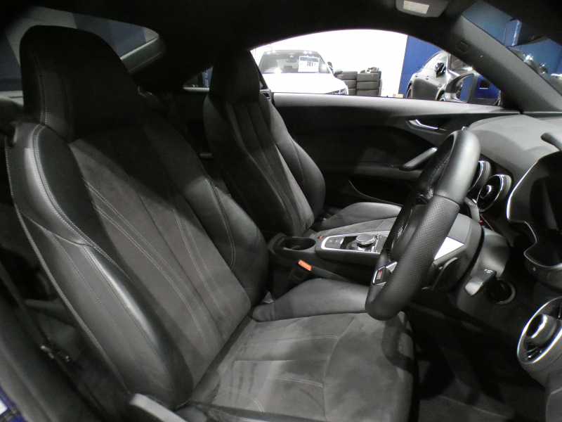 アウディ TTクーペ TTｸｰﾍﾟ 2.0TFSIｸﾜﾄﾛ Sﾗｲﾝ&ｱｼｽﾀﾝｽPKGｱﾄﾞﾊﾞﾝｽﾄ　ADVｷｰ ﾚｰﾝ&ｻｲﾄﾞｱｼｽﾄ ｸﾙｺﾝ 半革 MMIﾅﾋﾞTV Bｶﾒﾗ PDC ﾊﾞｰﾁｬﾙCP ﾏﾄﾘｸｽLED Sﾗｲﾝｴｸｽﾃﾘｱ&18AW　2年保証