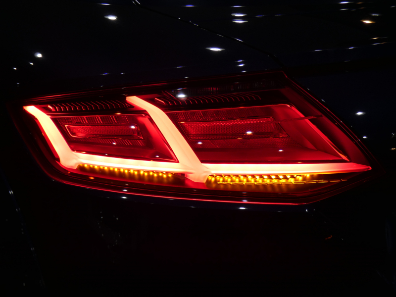 アウディ TTクーペ TTｸｰﾍﾟ 2.0TFSIｸﾜﾄﾛ Sﾗｲﾝ&ｱｼｽﾀﾝｽPKGｱﾄﾞﾊﾞﾝｽﾄ　ADVｷｰ ﾚｰﾝ&ｻｲﾄﾞｱｼｽﾄ ｸﾙｺﾝ 半革 MMIﾅﾋﾞTV Bｶﾒﾗ PDC ﾊﾞｰﾁｬﾙCP ﾏﾄﾘｸｽLED Sﾗｲﾝｴｸｽﾃﾘｱ&18AW　2年保証