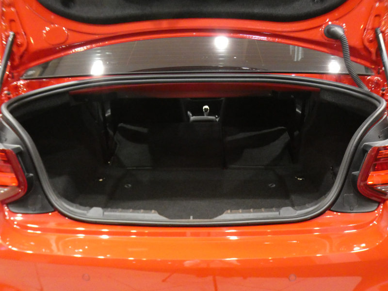 BMW 2シリーズ M240iｸｰﾍﾟ　後期 追ACC ﾚｰﾝDW 衝突軽減 黒革 ﾋｰﾀｰ iﾄﾞﾗｲﾌﾞﾅﾋﾞ(第6世代ﾀｯﾁP対応) Bｶﾒﾗ PDC LEDﾗｲﾄ&ﾃｰﾙﾗﾝﾌﾟ MﾊﾟﾌｫFｽﾎﾟｲﾗｰ&ｶｰﾎﾞﾝｽﾎﾟｲﾗｰ 専用ｴｸｽﾃﾘｱ&18AW B58EG 340ps　2年保証