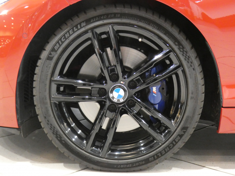 BMW 2シリーズ M240iｸｰﾍﾟ　後期 追ACC ﾚｰﾝDW 衝突軽減 黒革 ﾋｰﾀｰ iﾄﾞﾗｲﾌﾞﾅﾋﾞ(第6世代ﾀｯﾁP対応) Bｶﾒﾗ PDC LEDﾗｲﾄ&ﾃｰﾙﾗﾝﾌﾟ MﾊﾟﾌｫFｽﾎﾟｲﾗｰ&ｶｰﾎﾞﾝｽﾎﾟｲﾗｰ 専用ｴｸｽﾃﾘｱ&18AW B58EG 340ps　2年保証