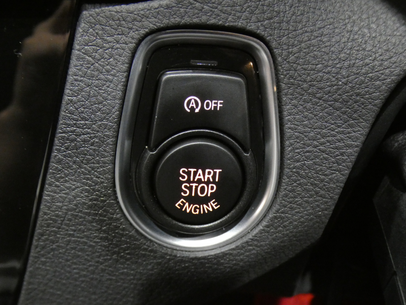 BMW 2シリーズ M240iｸｰﾍﾟ　後期 追ACC ﾚｰﾝDW 衝突軽減 黒革 ﾋｰﾀｰ iﾄﾞﾗｲﾌﾞﾅﾋﾞ(第6世代ﾀｯﾁP対応) Bｶﾒﾗ PDC LEDﾗｲﾄ&ﾃｰﾙﾗﾝﾌﾟ MﾊﾟﾌｫFｽﾎﾟｲﾗｰ&ｶｰﾎﾞﾝｽﾎﾟｲﾗｰ 専用ｴｸｽﾃﾘｱ&18AW B58EG 340ps　2年保証