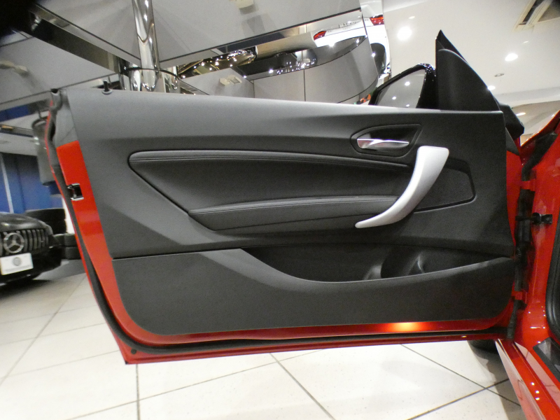 BMW 2シリーズ M240iｸｰﾍﾟ　後期 追ACC ﾚｰﾝDW 衝突軽減 黒革 ﾋｰﾀｰ iﾄﾞﾗｲﾌﾞﾅﾋﾞ(第6世代ﾀｯﾁP対応) Bｶﾒﾗ PDC LEDﾗｲﾄ&ﾃｰﾙﾗﾝﾌﾟ MﾊﾟﾌｫFｽﾎﾟｲﾗｰ&ｶｰﾎﾞﾝｽﾎﾟｲﾗｰ 専用ｴｸｽﾃﾘｱ&18AW B58EG 340ps　2年保証