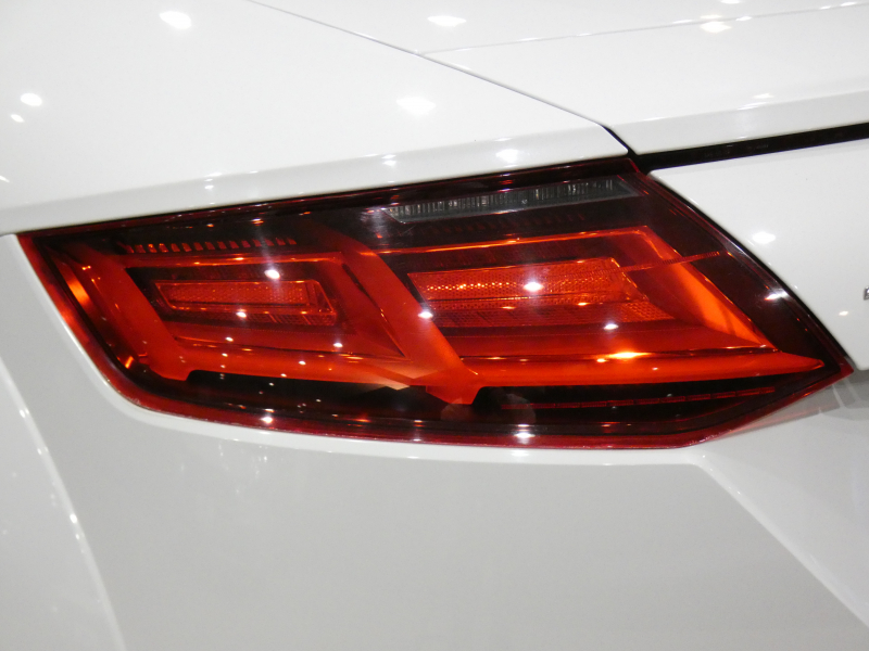 アウディ TTロードスター TTﾛｰﾄﾞｽﾀｰ 2.0TFSIｸﾜﾄﾛ ﾚｻﾞｰ&ｱｼｽﾀﾝｽPKG　ADVｷｰ 黒幌/茶革 ﾋｰﾀｰ MMIﾅﾋﾞTV ﾊﾞｰﾁｬﾙCP Bｶﾒﾗ PDC ｸﾙｺﾝ ﾏﾄﾘｸｽLED Sﾗｲﾝﾊﾞﾝﾊﾟｰ 18AW ﾛｰﾀﾞｳﾝｻｽ NEUSPPEDｴｱｸﾘ　2年保証