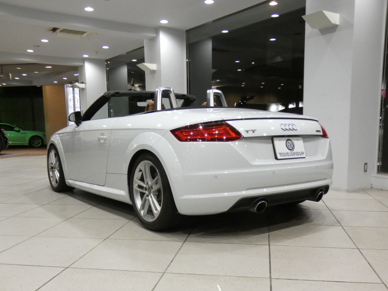 アウディ TTロードスター TTﾛｰﾄﾞｽﾀｰ 2.0TFSIｸﾜﾄﾛ ﾚｻﾞｰ&ｱｼｽﾀﾝｽPKG　ADVｷｰ 黒幌/茶革 ﾋｰﾀｰ MMIﾅﾋﾞTV ﾊﾞｰﾁｬﾙCP Bｶﾒﾗ PDC ｸﾙｺﾝ ﾏﾄﾘｸｽLED Sﾗｲﾝﾊﾞﾝﾊﾟｰ 18AW ﾛｰﾀﾞｳﾝｻｽ NEUSPPEDｴｱｸﾘ　2年保証