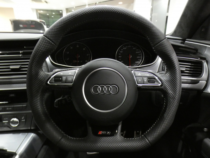 アウディ RS7 RS7ｽﾎﾟｰﾂﾊﾞｯｸ 4.0TFSIｸﾜﾄﾛ　1ｵｰﾅｰ ｱｼｽﾀﾝｽｼｽﾃﾑ 追ACC ﾚｰﾝ&ｻｲﾄﾞｱｼｽﾄ ﾌﾞﾚｰｷﾌﾟﾚW 黒革 ｻﾝﾙｰﾌ ｱﾙｶﾝﾀｰﾗﾙｰﾌ MMIﾅﾋﾞTV BOSE Bｶﾒﾗ PDC LEDﾗｲﾄ 専用ｴｸｽﾃﾘｱ&21AW 可変ﾏﾌﾗｰ 560ps　2年保証