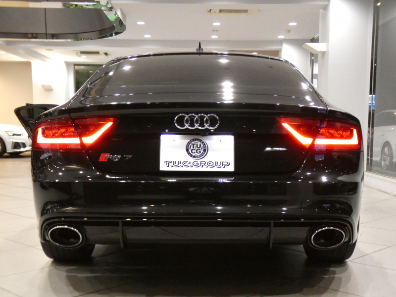 アウディ RS7 RS7ｽﾎﾟｰﾂﾊﾞｯｸ 4.0TFSIｸﾜﾄﾛ　1ｵｰﾅｰ ｱｼｽﾀﾝｽｼｽﾃﾑ 追ACC ﾚｰﾝ&ｻｲﾄﾞｱｼｽﾄ ﾌﾞﾚｰｷﾌﾟﾚW 黒革 ｻﾝﾙｰﾌ ｱﾙｶﾝﾀｰﾗﾙｰﾌ MMIﾅﾋﾞTV BOSE Bｶﾒﾗ PDC LEDﾗｲﾄ 専用ｴｸｽﾃﾘｱ&21AW 可変ﾏﾌﾗｰ 560ps　2年保証