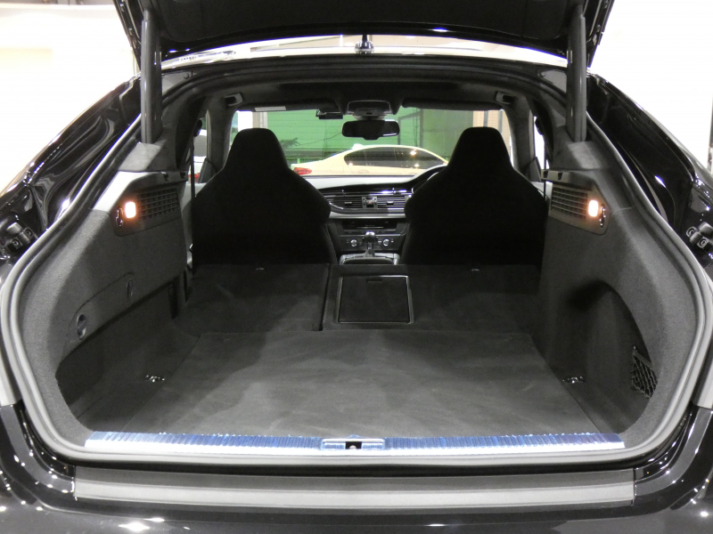 アウディ RS7 RS7ｽﾎﾟｰﾂﾊﾞｯｸ 4.0TFSIｸﾜﾄﾛ　1ｵｰﾅｰ ｱｼｽﾀﾝｽｼｽﾃﾑ 追ACC ﾚｰﾝ&ｻｲﾄﾞｱｼｽﾄ ﾌﾞﾚｰｷﾌﾟﾚW 黒革 ｻﾝﾙｰﾌ ｱﾙｶﾝﾀｰﾗﾙｰﾌ MMIﾅﾋﾞTV BOSE Bｶﾒﾗ PDC LEDﾗｲﾄ 専用ｴｸｽﾃﾘｱ&21AW 可変ﾏﾌﾗｰ 560ps　2年保証