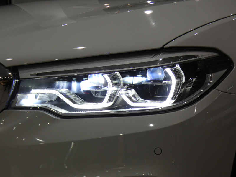 BMW 5シリーズ 523i Mｽﾎﾟｰﾂ ﾊｲﾗｲﾝPKG　ｺﾝﾌｫA Dｱｼｽﾄ+ 追ACC ﾚｰﾝCHW 衝突軽減 黒革 全席ﾋｰﾀｰ iﾄﾞﾗｲﾌﾞﾅﾋﾞ(第6世代ﾀｯﾁP対応) 全周囲ｶﾒﾗ PDC LEDﾗｲﾄ ｵｰﾄﾄﾗﾝｸ Mｽﾎﾟｰﾂｴｱﾛ&19AW ﾄﾗﾝｸｽﾎﾟｲﾗｰ　2年保証