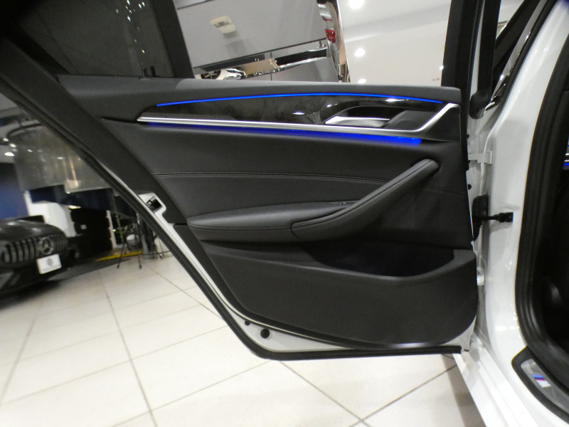 BMW 5シリーズ 523i Mｽﾎﾟｰﾂ ﾊｲﾗｲﾝPKG　ｺﾝﾌｫA Dｱｼｽﾄ+ 追ACC ﾚｰﾝCHW 衝突軽減 黒革 全席ﾋｰﾀｰ iﾄﾞﾗｲﾌﾞﾅﾋﾞ(第6世代ﾀｯﾁP対応) 全周囲ｶﾒﾗ PDC LEDﾗｲﾄ ｵｰﾄﾄﾗﾝｸ Mｽﾎﾟｰﾂｴｱﾛ&19AW ﾄﾗﾝｸｽﾎﾟｲﾗｰ　2年保証