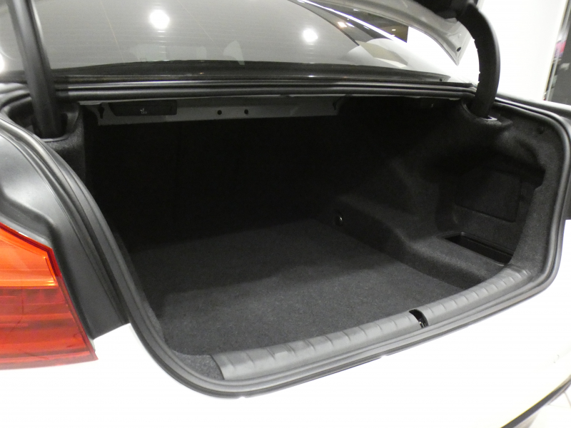 BMW 5シリーズ 523i Mｽﾎﾟｰﾂ ﾊｲﾗｲﾝPKG　ｺﾝﾌｫA Dｱｼｽﾄ+ 追ACC ﾚｰﾝCHW 衝突軽減 黒革 全席ﾋｰﾀｰ iﾄﾞﾗｲﾌﾞﾅﾋﾞ(第6世代ﾀｯﾁP対応) 全周囲ｶﾒﾗ PDC LEDﾗｲﾄ ｵｰﾄﾄﾗﾝｸ Mｽﾎﾟｰﾂｴｱﾛ&19AW ﾄﾗﾝｸｽﾎﾟｲﾗｰ　2年保証