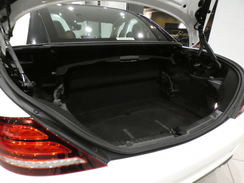 メルセデスベンツ SLCクラス SLC180ｽﾎﾟｰﾂ ﾚｰﾀﾞｰｾｰﾌﾃｨPKG　ｷｰﾚｽｺﾞｰ 黒革 ﾋｰﾀｰ ﾅﾋﾞTV carplay Bｶﾒﾗ LEDﾗｲﾄ AMGｽﾀｲﾘﾝｸﾞ&18AW　2年保証