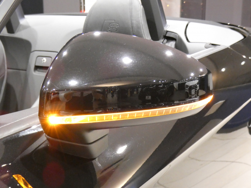 アウディ TTロードスター TTﾛｰﾄﾞｽﾀｰ 2.0TFSIｸﾜﾄﾛ SﾗｲﾝPKG　ADVｷｰ 黒幌/黒半革 Pｼｰﾄ MMIﾅﾋﾞTV ﾊﾞｰﾁｬﾙCP Rｾﾝｻｰ ﾏﾄﾘｸｽLED Sﾗｲﾝｴｸｽﾃﾘｱ&18AW　2年保証