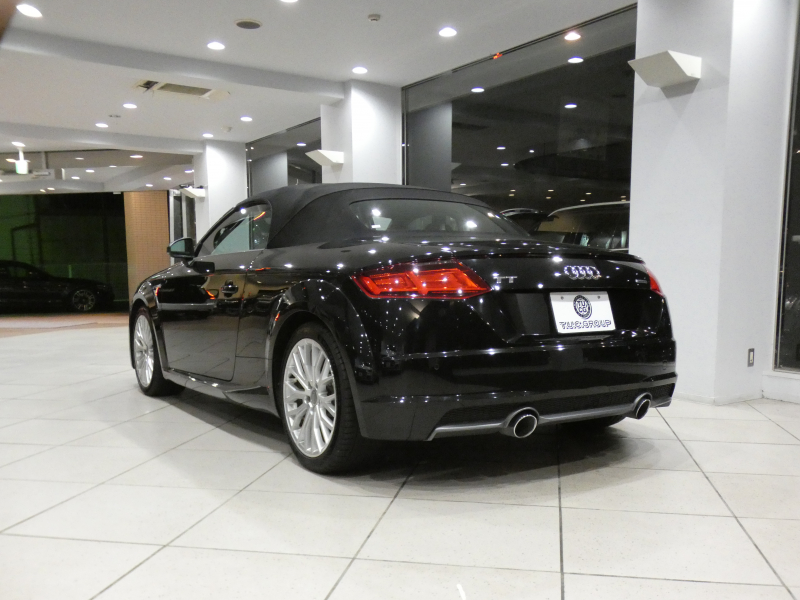 アウディ TTロードスター TTﾛｰﾄﾞｽﾀｰ 2.0TFSIｸﾜﾄﾛ SﾗｲﾝPKG　ADVｷｰ 黒幌/黒半革 Pｼｰﾄ MMIﾅﾋﾞTV ﾊﾞｰﾁｬﾙCP Rｾﾝｻｰ ﾏﾄﾘｸｽLED Sﾗｲﾝｴｸｽﾃﾘｱ&18AW　2年保証