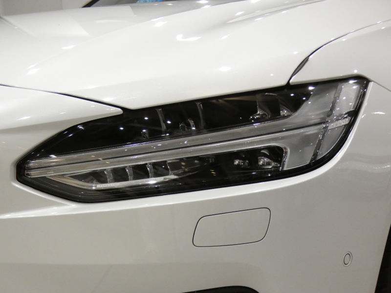 ボルボ V90 V90 B6 AWD Rﾃﾞｻﾞｲﾝ　ｼﾃｨｾｰﾌ 追ACC･LKA･ LCMA ｽﾃｱﾋｰﾀｰ 白革 全席ﾋｰﾀｰ ﾊﾟﾉﾗﾏSR ﾀｯﾁｽｸﾘｰﾝHDDﾅﾋﾞTV B&Wｻｳﾝﾄﾞ 全周ｶﾒﾗ PDC ﾍｯﾄﾞｱｯﾌﾟDSP LEDﾗｲﾄ ｵｰﾄﾃｰﾙｹﾞｰﾄ Rﾃﾞｻﾞｲﾝ専用ｴｸｽﾃﾘｱ&20AW B6ｴﾝｼﾞﾝ +ﾓｰﾀｰ　2年保証