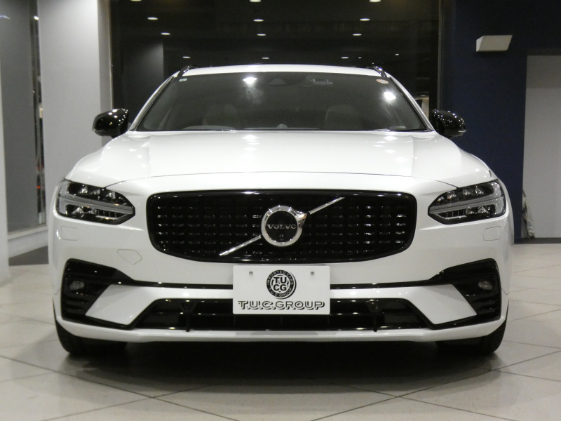 ボルボ V90 V90 B6 AWD Rﾃﾞｻﾞｲﾝ　ｼﾃｨｾｰﾌ 追ACC･LKA･ LCMA ｽﾃｱﾋｰﾀｰ 白革 全席ﾋｰﾀｰ ﾊﾟﾉﾗﾏSR ﾀｯﾁｽｸﾘｰﾝHDDﾅﾋﾞTV B&Wｻｳﾝﾄﾞ 全周ｶﾒﾗ PDC ﾍｯﾄﾞｱｯﾌﾟDSP LEDﾗｲﾄ ｵｰﾄﾃｰﾙｹﾞｰﾄ Rﾃﾞｻﾞｲﾝ専用ｴｸｽﾃﾘｱ&20AW B6ｴﾝｼﾞﾝ +ﾓｰﾀｰ　2年保証