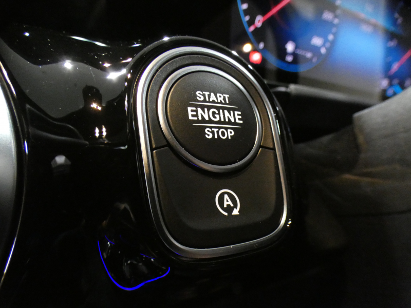 メルセデスベンツ Bクラス B180 ﾚｻﾞｰｴｸｽｸﾙｰｼﾌﾞ&ｱﾄﾞﾊﾞﾝｽﾄPKG　ｷｰﾚｽｺﾞｰ 黒革 ﾊﾟﾉﾗﾏSR MBUX TV 全周囲ｶﾒﾗ PTS ﾍｯﾄﾞｱｯﾌﾟDSP Meｺﾈ ｱﾄﾞﾊﾞﾝｽﾄｻｳﾝﾄﾞ LEDﾗｲﾄ ｱﾝﾋﾞｴﾝﾄﾗｲﾄ ｵｰﾄﾃｰﾙｹﾞｰﾄ 純正前後Dﾚｺ　2年保証