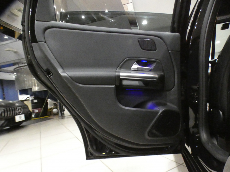 メルセデスベンツ Bクラス B180 ﾚｻﾞｰｴｸｽｸﾙｰｼﾌﾞ&ｱﾄﾞﾊﾞﾝｽﾄPKG　ｷｰﾚｽｺﾞｰ 黒革 ﾊﾟﾉﾗﾏSR MBUX TV 全周囲ｶﾒﾗ PTS ﾍｯﾄﾞｱｯﾌﾟDSP Meｺﾈ ｱﾄﾞﾊﾞﾝｽﾄｻｳﾝﾄﾞ LEDﾗｲﾄ ｱﾝﾋﾞｴﾝﾄﾗｲﾄ ｵｰﾄﾃｰﾙｹﾞｰﾄ 純正前後Dﾚｺ　2年保証