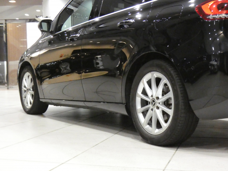 メルセデスベンツ Bクラス B180 ﾚｻﾞｰｴｸｽｸﾙｰｼﾌﾞ&ｱﾄﾞﾊﾞﾝｽﾄPKG　ｷｰﾚｽｺﾞｰ 黒革 ﾊﾟﾉﾗﾏSR MBUX TV 全周囲ｶﾒﾗ PTS ﾍｯﾄﾞｱｯﾌﾟDSP Meｺﾈ ｱﾄﾞﾊﾞﾝｽﾄｻｳﾝﾄﾞ LEDﾗｲﾄ ｱﾝﾋﾞｴﾝﾄﾗｲﾄ ｵｰﾄﾃｰﾙｹﾞｰﾄ 純正前後Dﾚｺ　2年保証