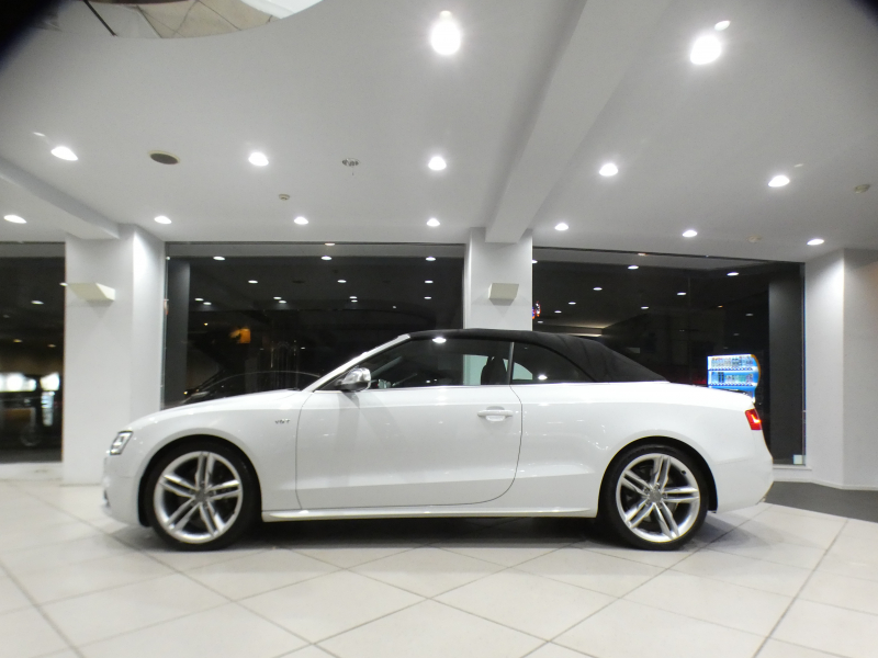 アウディ S5 S5ｶﾌﾞﾘｵﾚ 3.0TFSIｸﾜﾄﾛ ｱｼｽﾀﾝｽPKG　ADVｷｰ 追ACC ﾚｰﾝ&ｻｲﾄﾞｱｼｽﾄ ﾌﾞﾚｰｷW 黒革/黒幌 MMIﾅﾋﾞTV Bｶﾒﾗ PDC ｷｾﾉﾝ RSﾊﾝﾄﾞﾙ 専用ｴｸｽﾃﾘｱ&19AW 333ps　2年保証