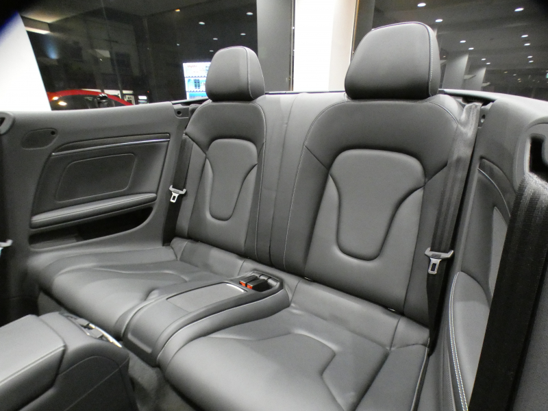 アウディ S5 S5ｶﾌﾞﾘｵﾚ 3.0TFSIｸﾜﾄﾛ ｱｼｽﾀﾝｽPKG　ADVｷｰ 追ACC ﾚｰﾝ&ｻｲﾄﾞｱｼｽﾄ ﾌﾞﾚｰｷW 黒革/黒幌 MMIﾅﾋﾞTV Bｶﾒﾗ PDC ｷｾﾉﾝ RSﾊﾝﾄﾞﾙ 専用ｴｸｽﾃﾘｱ&19AW 333ps　2年保証