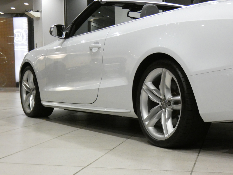 アウディ S5 S5ｶﾌﾞﾘｵﾚ 3.0TFSIｸﾜﾄﾛ ｱｼｽﾀﾝｽPKG　ADVｷｰ 追ACC ﾚｰﾝ&ｻｲﾄﾞｱｼｽﾄ ﾌﾞﾚｰｷW 黒革/黒幌 MMIﾅﾋﾞTV Bｶﾒﾗ PDC ｷｾﾉﾝ RSﾊﾝﾄﾞﾙ 専用ｴｸｽﾃﾘｱ&19AW 333ps　2年保証