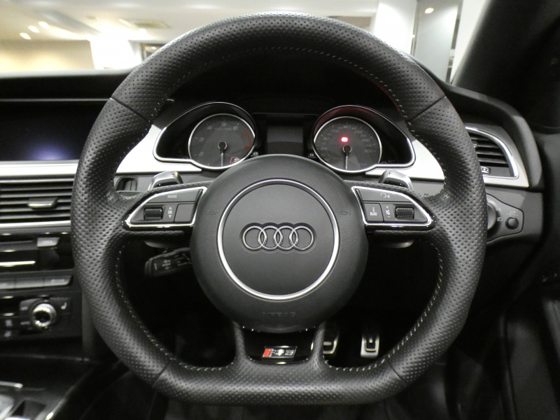 アウディ S5 S5ｶﾌﾞﾘｵﾚ 3.0TFSIｸﾜﾄﾛ ｱｼｽﾀﾝｽPKG　ADVｷｰ 追ACC ﾚｰﾝ&ｻｲﾄﾞｱｼｽﾄ ﾌﾞﾚｰｷW 黒革/黒幌 MMIﾅﾋﾞTV Bｶﾒﾗ PDC ｷｾﾉﾝ RSﾊﾝﾄﾞﾙ 専用ｴｸｽﾃﾘｱ&19AW 333ps　2年保証